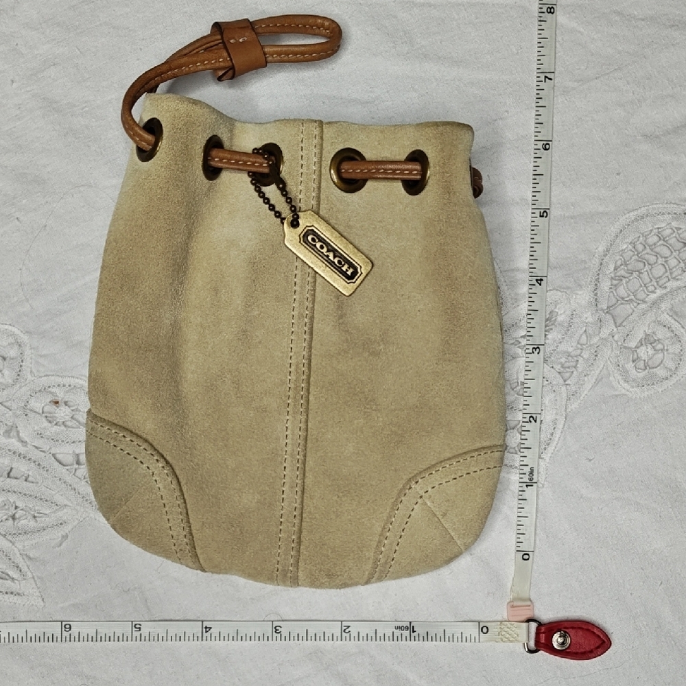 🧧 Coach Tan Suede Leather Drawstring Pouch - Picture 6 of 11